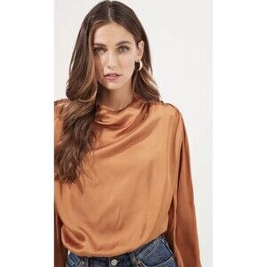 ASTR the Label Meilani Blouse Womens Medium Golden Amber Satin Cowl Neck Bubble